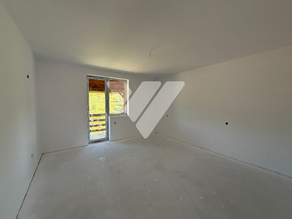 Casa tip duplex 5 camere si teren 250 mp de vanzare in Cisnadie Sibiu