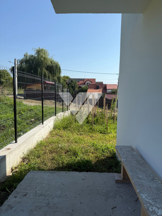 Casa tip duplex 5 camere si teren 250 mp de vanzare in Cisnadie Sibiu