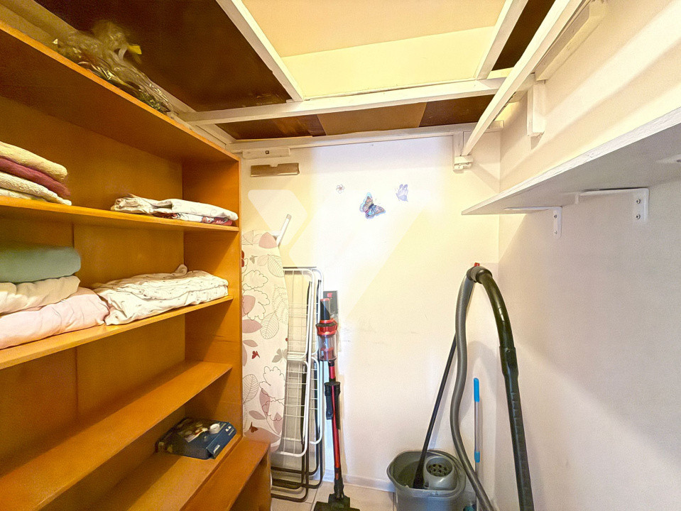 Apartament cu 3 camere decomandat, de inchiriat - zona Vasile Aaron