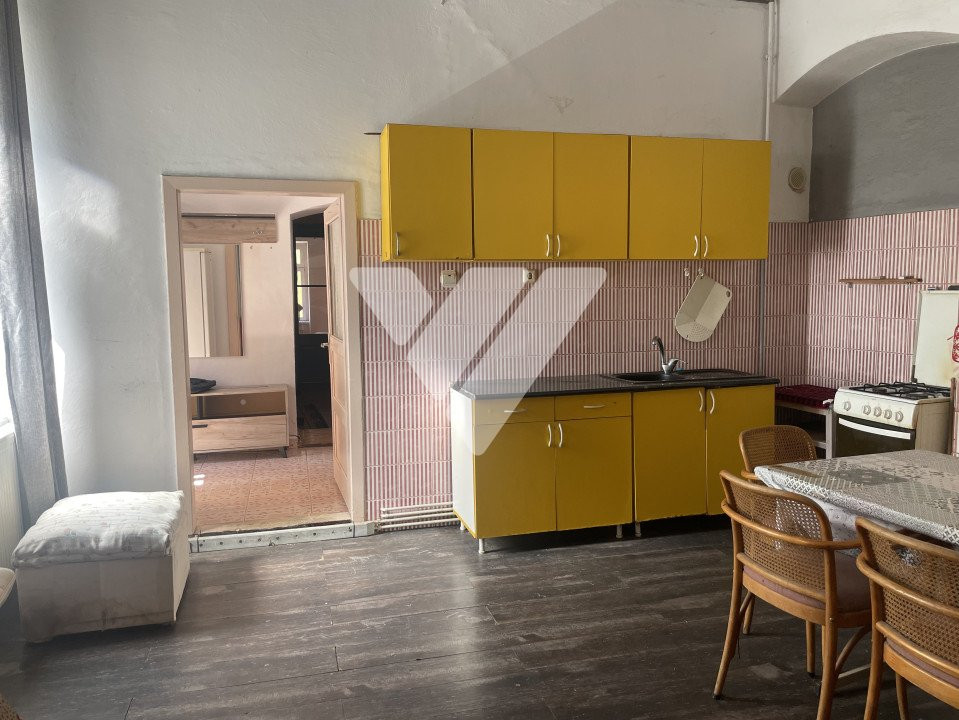 De Vanzare Apartament 2 camere 70mp - Ultracentral - Sibiu