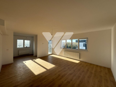 Apartament 4 camere 2 bai etaj 5 cu lift  zona Lidl Doamna Stanca