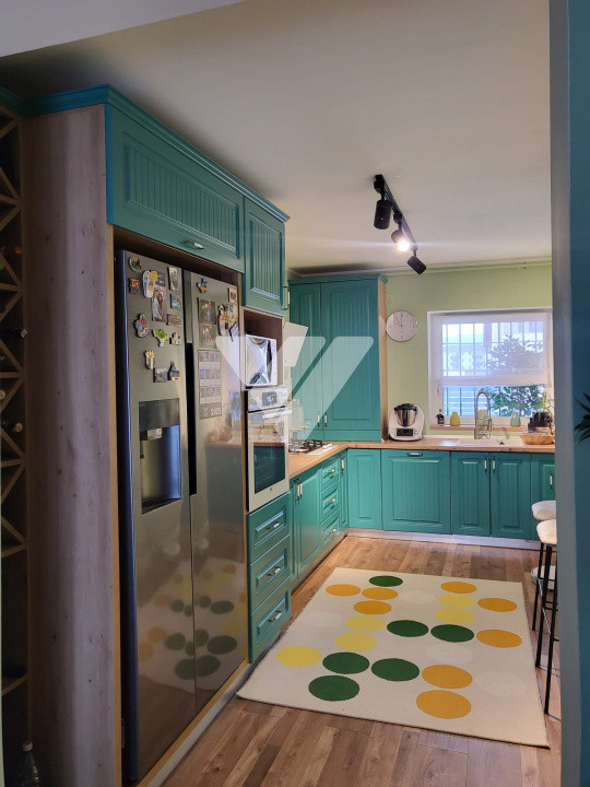 Casa de vis 5 camere, doua balcoane si doua terase in Selimbar, Sibiu