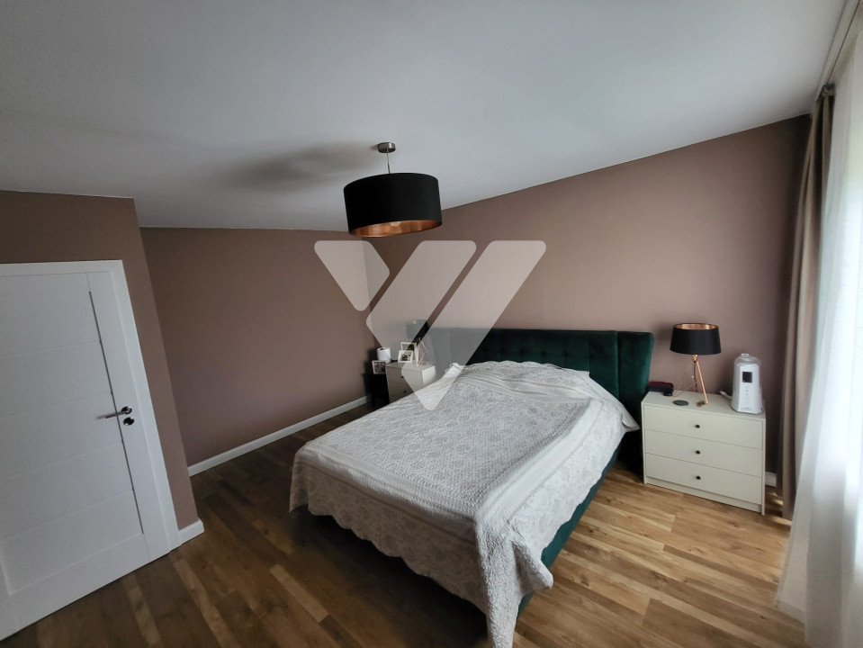 Casa de vis 5 camere, doua balcoane si doua terase in Selimbar, Sibiu