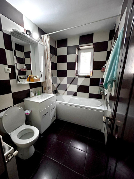 Apartament cu 3 camere decomandat mobilat 74 mp in Turnisor Sibiu