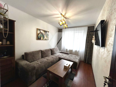 Apartament cu 3 camere decomandat mobilat 74 mp in Turnisor Sibiu