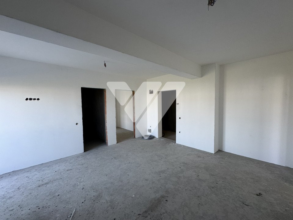 Apartament LA CHEIE 3 camere 60 mp balcon etaj 3 lift - Doamna Stanca