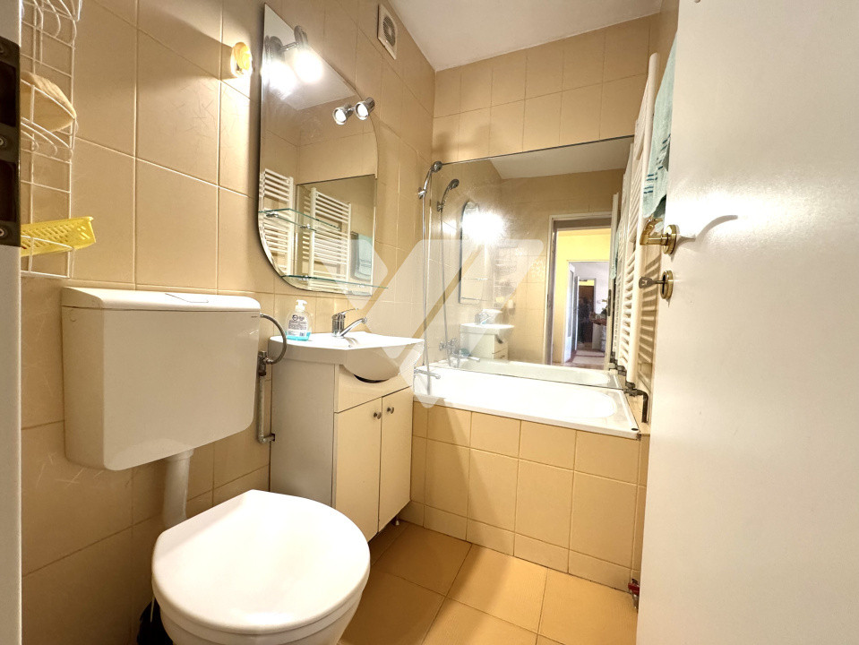 Apartament 3 camere mobilat balcon si pivnita Bvd Mihai Viteazu Sibiu