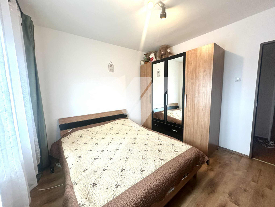 Apartament 3 camere 2 bai mobilat etaj 3 zona Vasile Aaron Sibiu