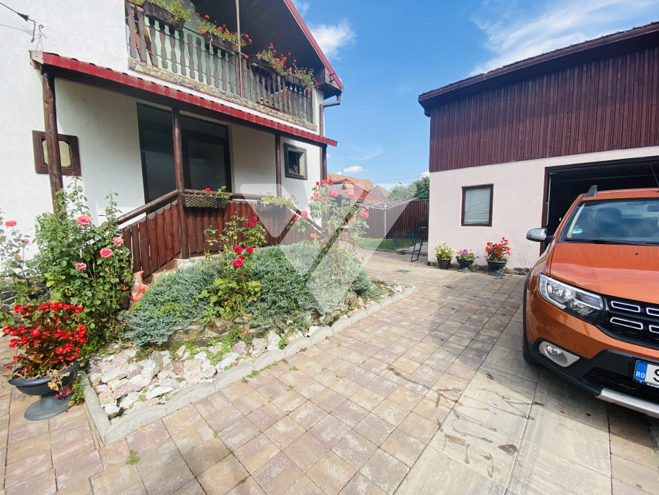 Casa individuala mobilata 5 camere de vanzare in Selimbar Sibiu