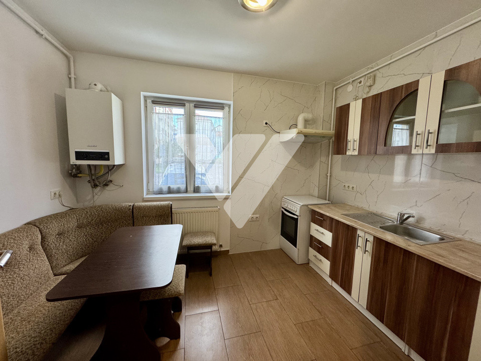 Apartament 2 camere decomandat mobilat si loc parcare - Terezian Sibiu