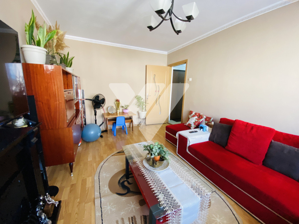 Apartament 3 camere mobilat 63 mp Vasile Aaron Sibiu 