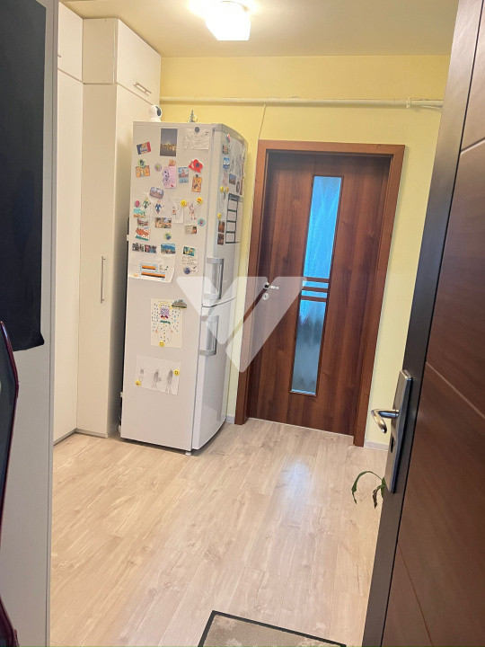 Apartament 3 camere 55 mp + balcon mobilat utilat  Doamna Stanca Sibiu