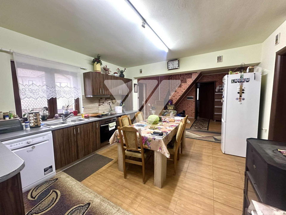 Casa individuala 5 camere si 470 mp teren in Selimbar Sibiu