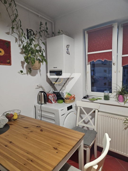 Apartament 2 camere decomandat mobilat parcare zona Terezian Sibiu