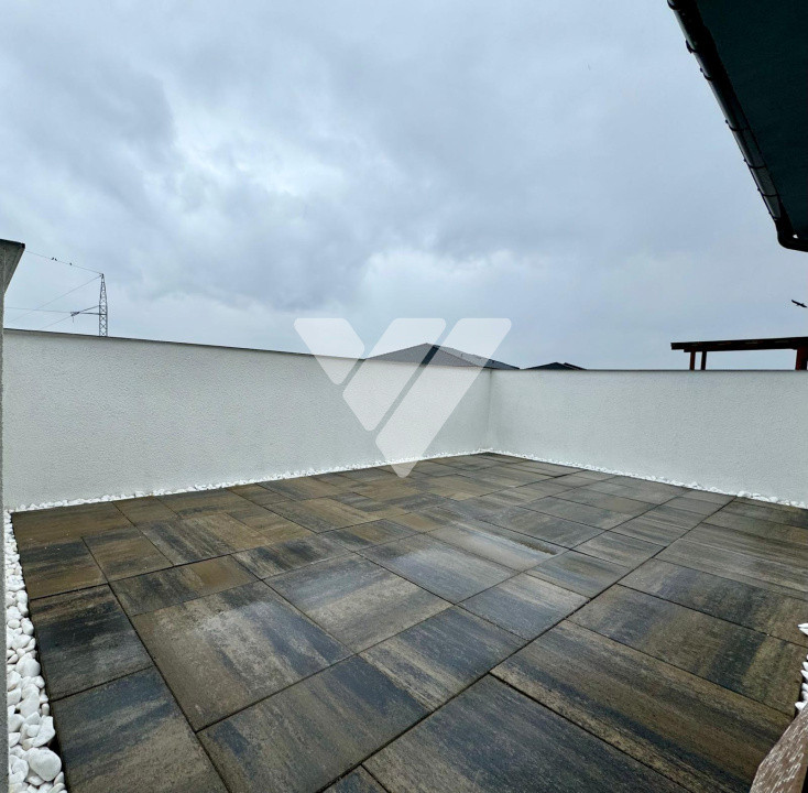 Penthouse 2 camere 2 terase mari Prima închiriere Cartier Tineretului