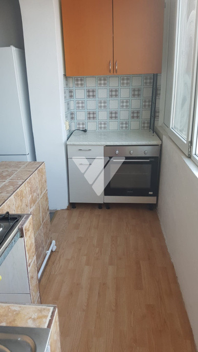 Apartament 2 camere de vanzare zona Mihai Viteazu