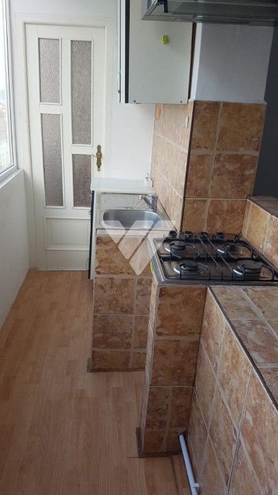 Apartament 2 camere de vanzare zona Mihai Viteazu