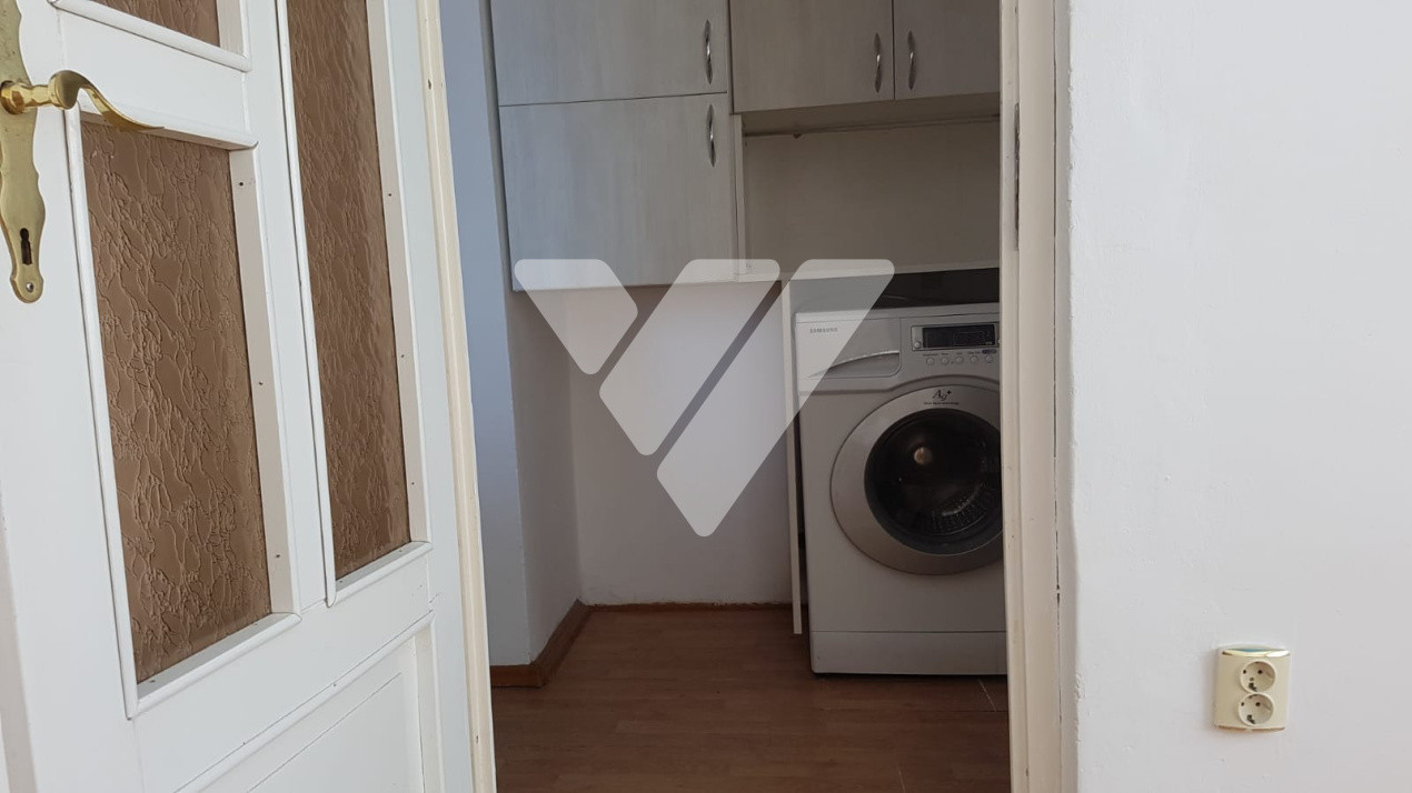 Apartament 2 camere de vanzare zona Mihai Viteazu