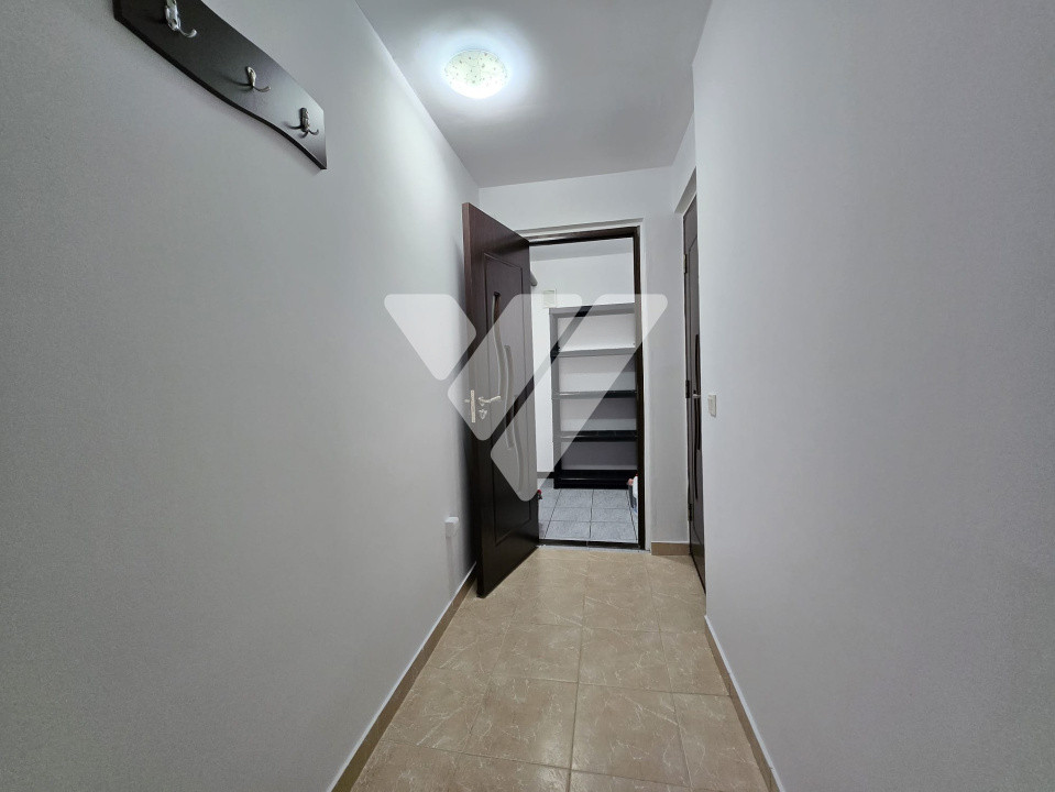 Apartament tip mansarda 3 camere de vanzare Zona Strand