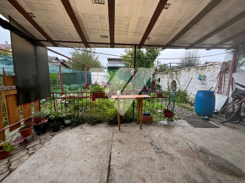 Casa 3 camere si teren 90 mp la curte comuna zona Veterani Sibiu