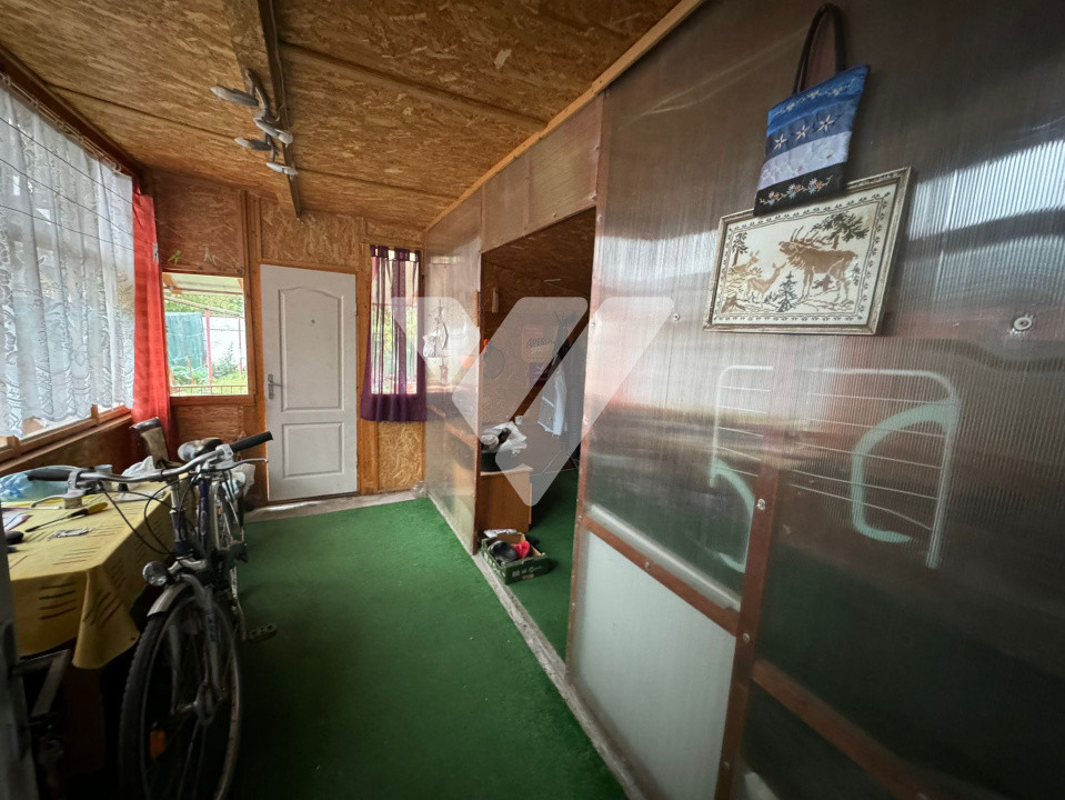 Casa 3 camere si teren 90 mp la curte comuna zona Veterani Sibiu