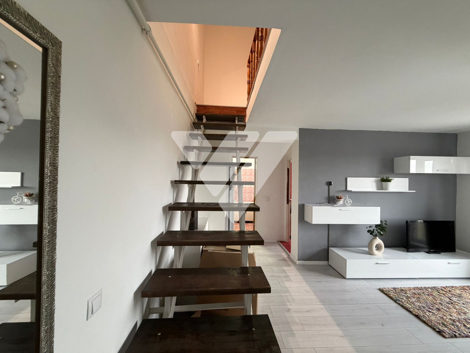 Apartament tip mansarda 3 camere zona Stefan cel mare