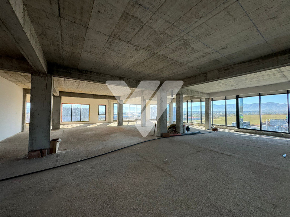 Penthouse extrem de spatios 212 mp utili-Selimbar zona Shopping City 