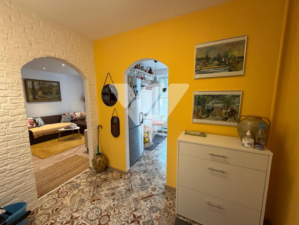 Apartament 2 camere mobilat cochet. Etaj intermediar - Zona Terezian