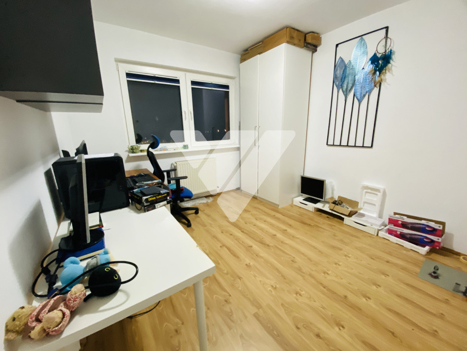 Apartament 3 camere mobilat etaj intermediar 67 mp zona Vasile Aaron