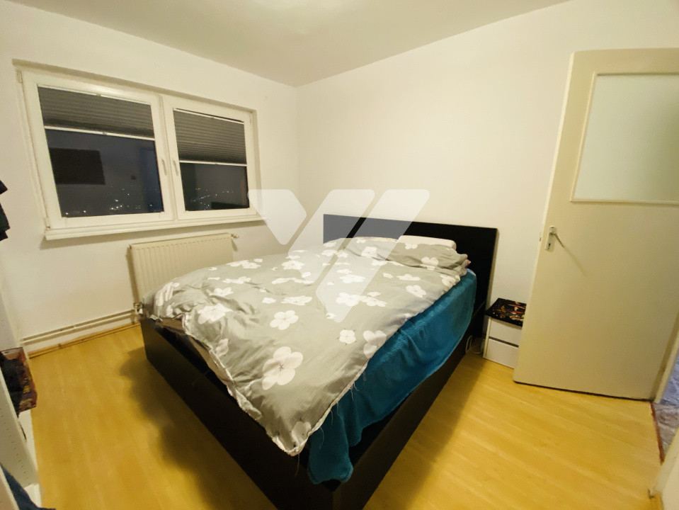 Apartament 3 camere mobilat etaj intermediar 67 mp zona Vasile Aaron