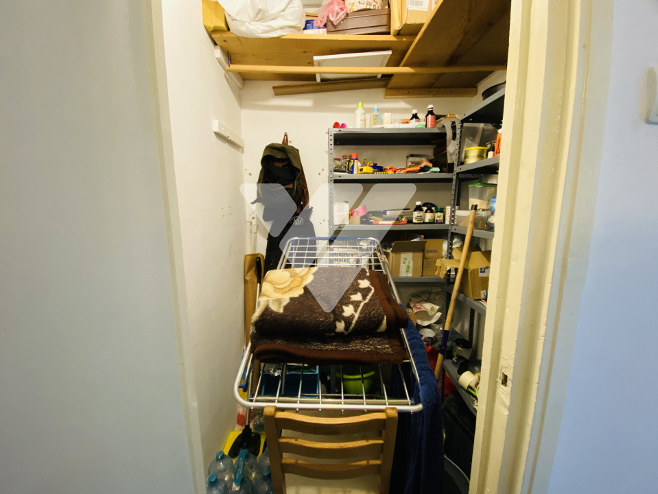 Apartament 3 camere mobilat etaj intermediar 67 mp zona Vasile Aaron