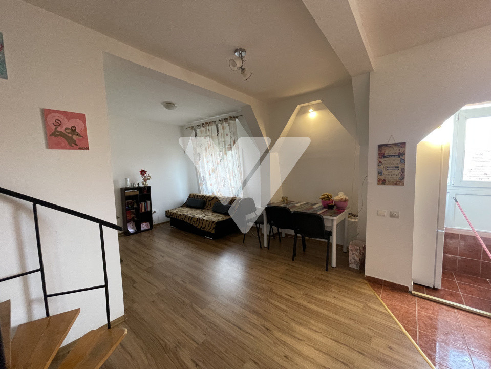Apartament tip mansarda renovat – 3 camere, Sibiu, Hipodrom 1