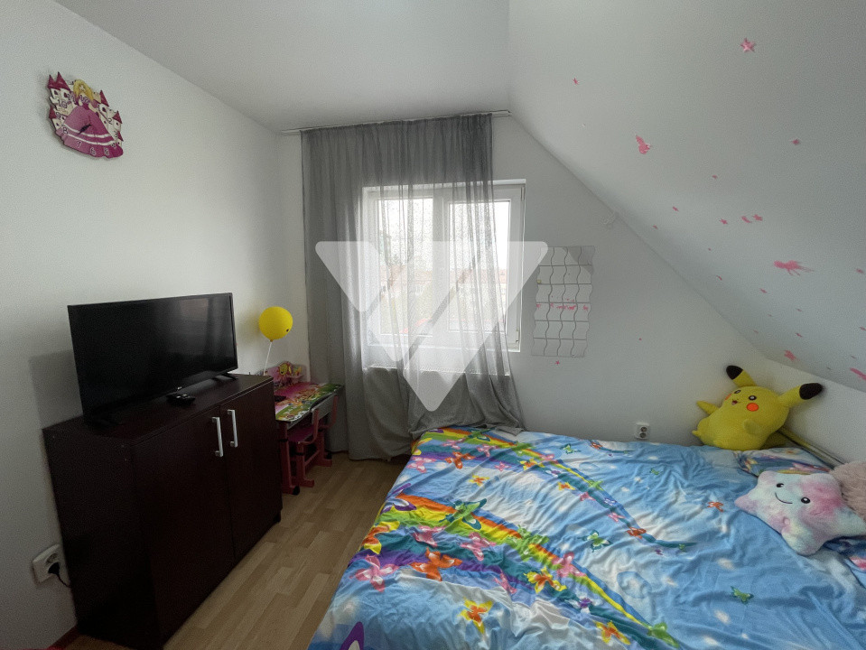 Apartament tip mansarda renovat – 3 camere, Sibiu, Hipodrom 1