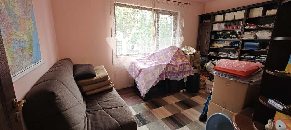 Casă individuală mobilată 6 camere și teren de 500 mp în Tălmaciu