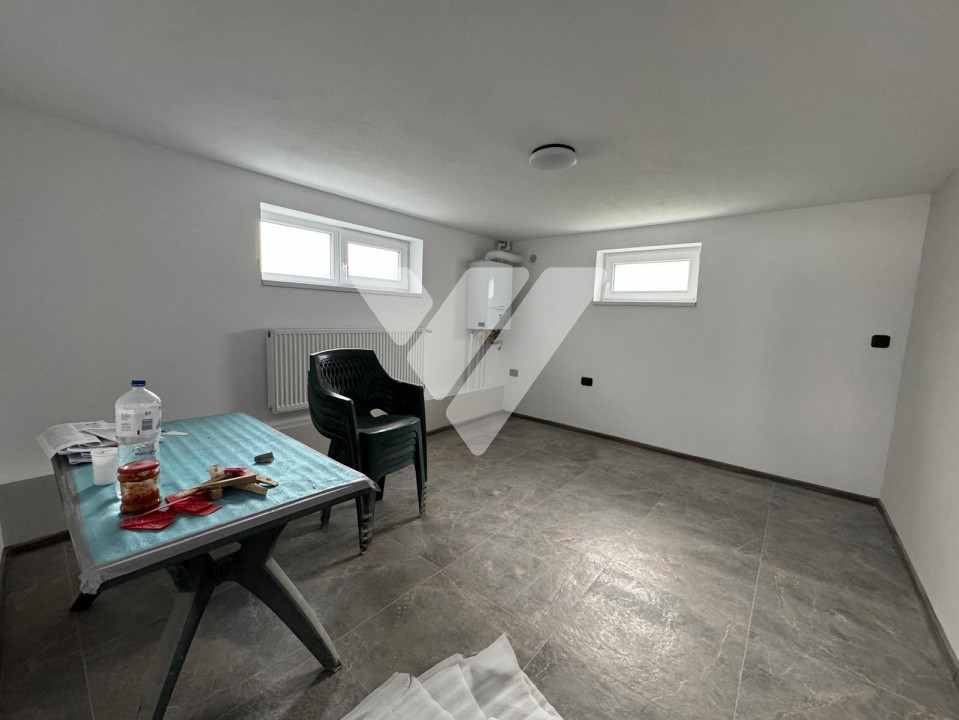 Casă individuală cu 6 camere și teren 490 mp în Șelimbăr Sibiu