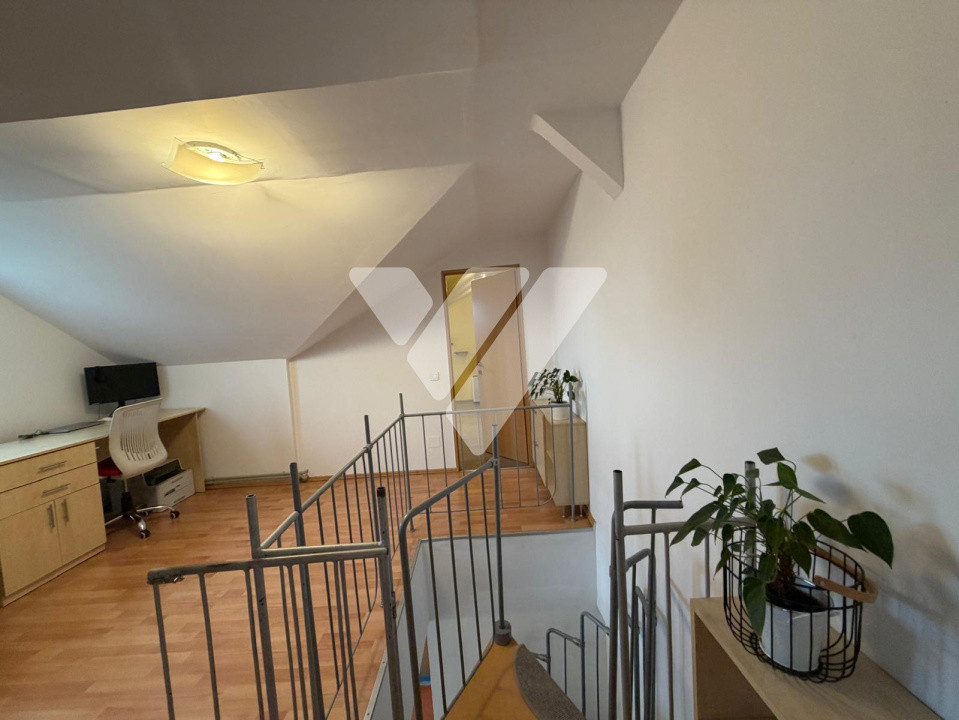 Apartament 3 camere la mansarda mobilat 76 mp Ciresica Sibiu