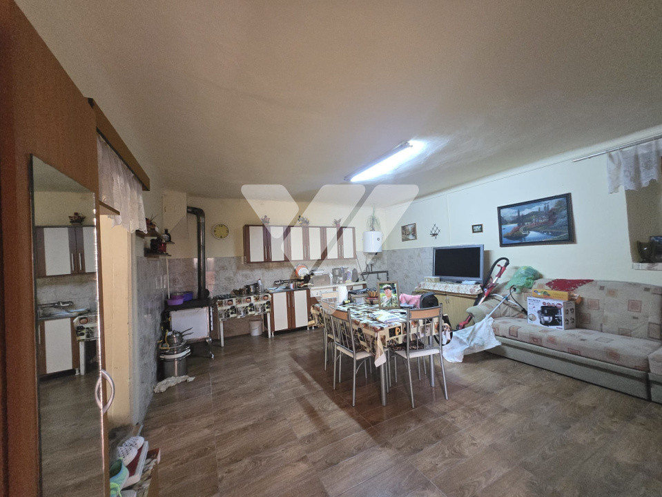 Apartament la casă cu curte comună, 86 mp – zona Terezian