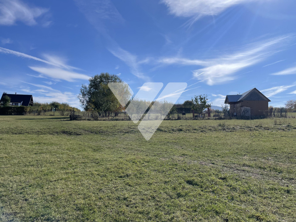 Teren extravilan 1342 mp zona linistita – Rasinari - Sibiu