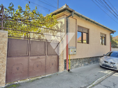 Casă de vânzare în Sibiu – Lazaret, lângă Balanța