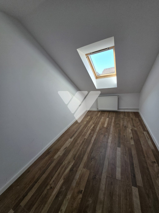 Duplex 150 mp, 4 camere, 3 dormitoare, 3 băi, curte proprie, Șelimbăr