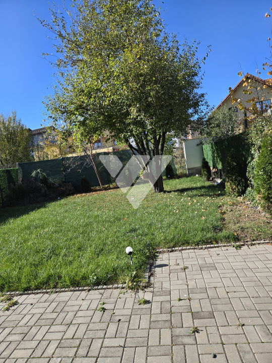 Duplex 150 mp, 4 camere, 3 dormitoare, 3 băi, curte proprie, Șelimbăr