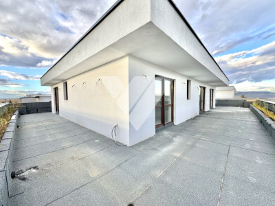 Penthouse 4 camere 117 mp si terasa 140 mp zona Kaufland Doamna Stanca