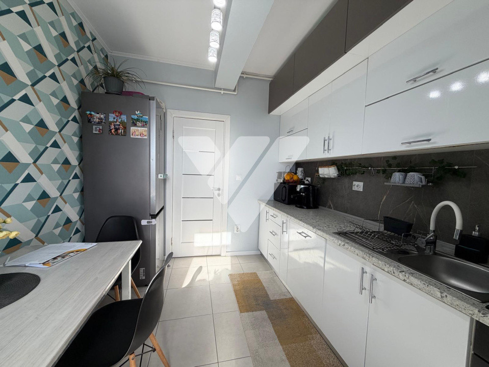 Apartament 2 camere mobilat modern etaj 2 balcon zona Turnisor Sibiu