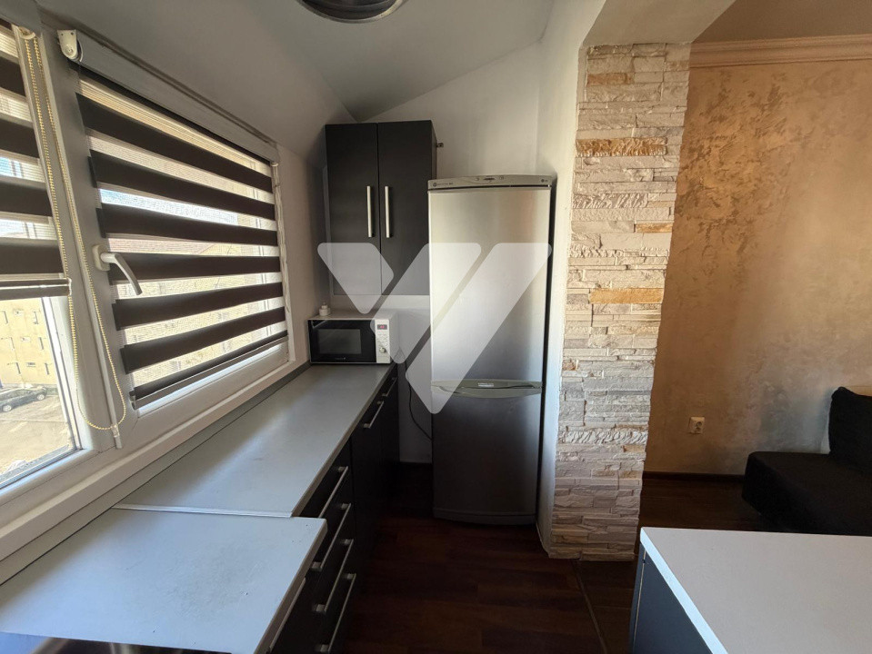 Apartament tip mansarda 3 camere , Zona Turnisor 58 MP