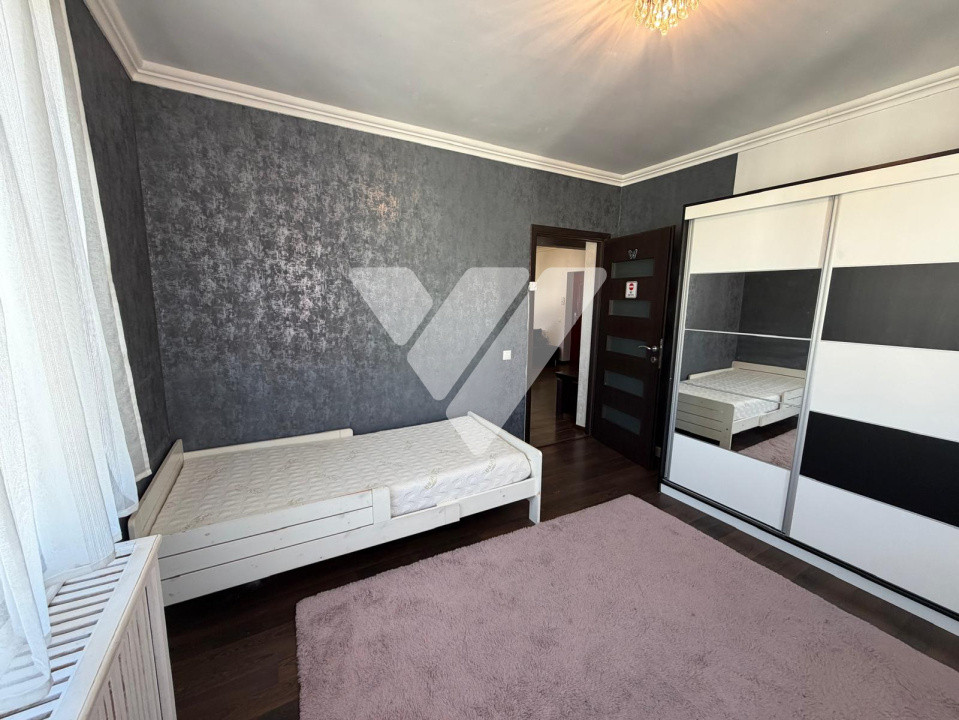 Apartament tip mansarda 3 camere , Zona Turnisor 58 MP