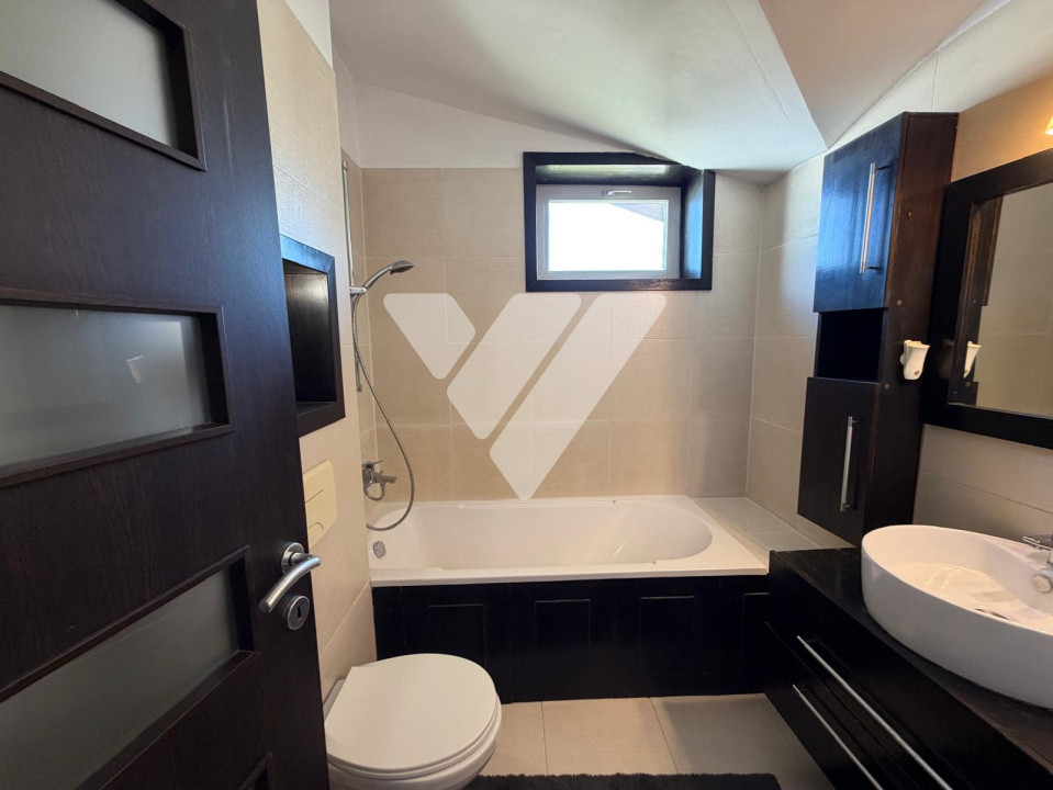 Apartament tip mansarda 3 camere , Zona Turnisor 58 MP