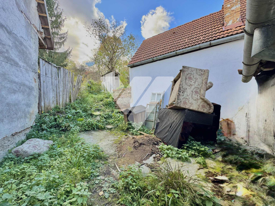 Casa 3 camere, 432 mp teren - Cisnadioara