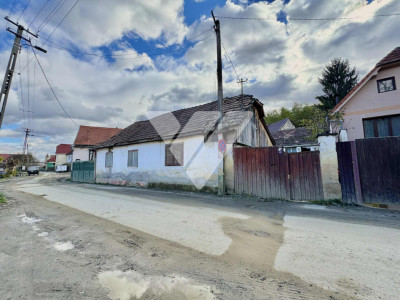 Casa 3 camere, 432 mp teren - Cisnadioara