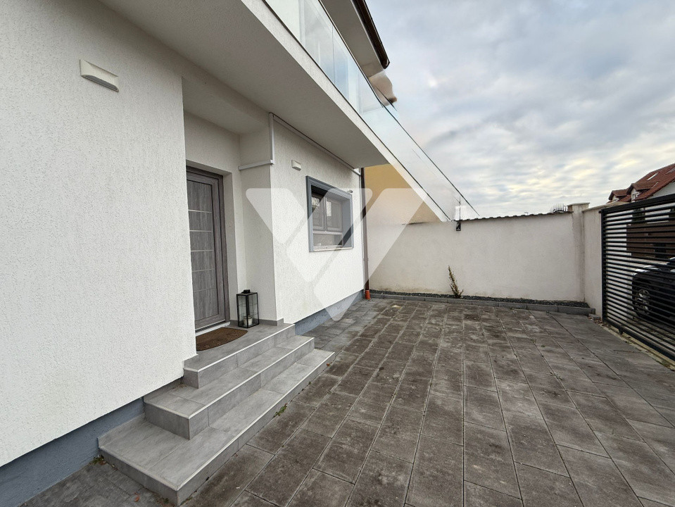 Casa tip duplex 146 mp de vanzare  - zona Selimbar