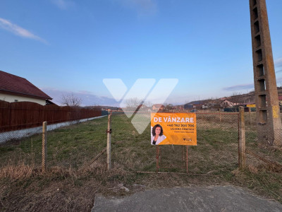 Teren intravilan de vanzare , 1030 mp, zona in dezvoltare Sura Mare Sibiu